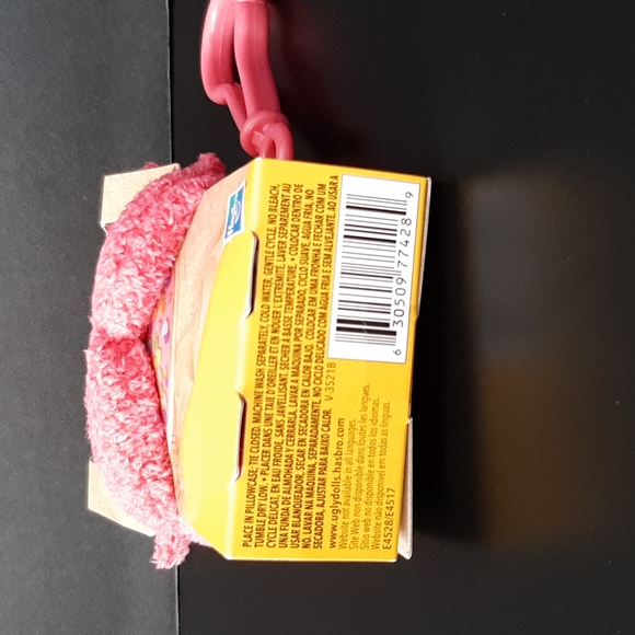 UglyDolls Moxy To-Go Stuffed Animal Doll Bag Clip 4.75" - Picture 6 of 9